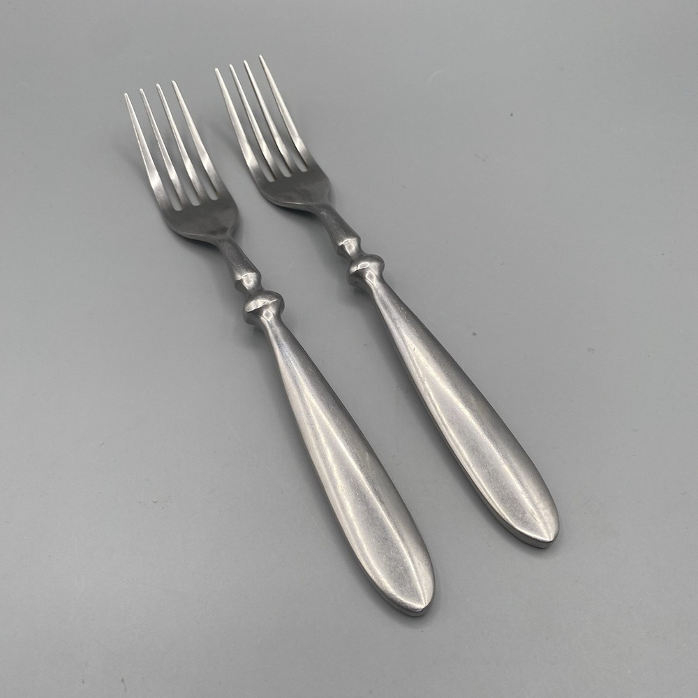 Hampton Silversmiths BISTRO 2pcs Dinner Forks Satin Stainless Flatware